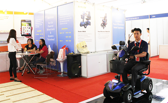 Triển lãm và Hội nghị về Đổi mới  Công nghệ chăm sóc sức khỏe tại  Việt Nam .